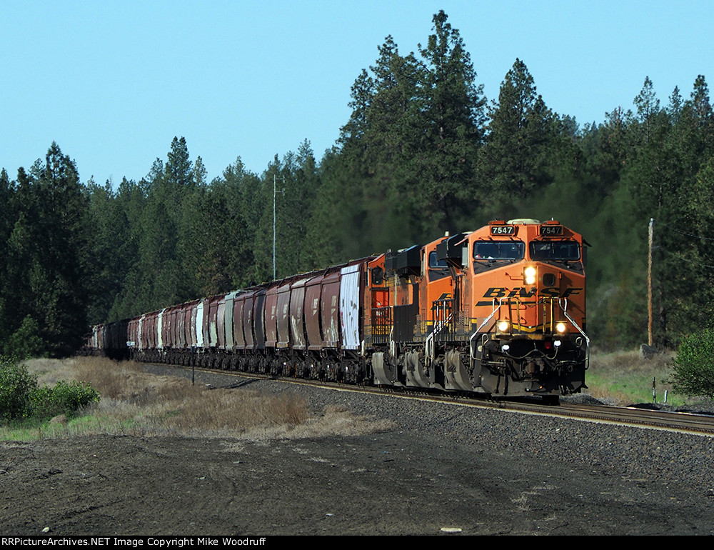 BNSF 7547